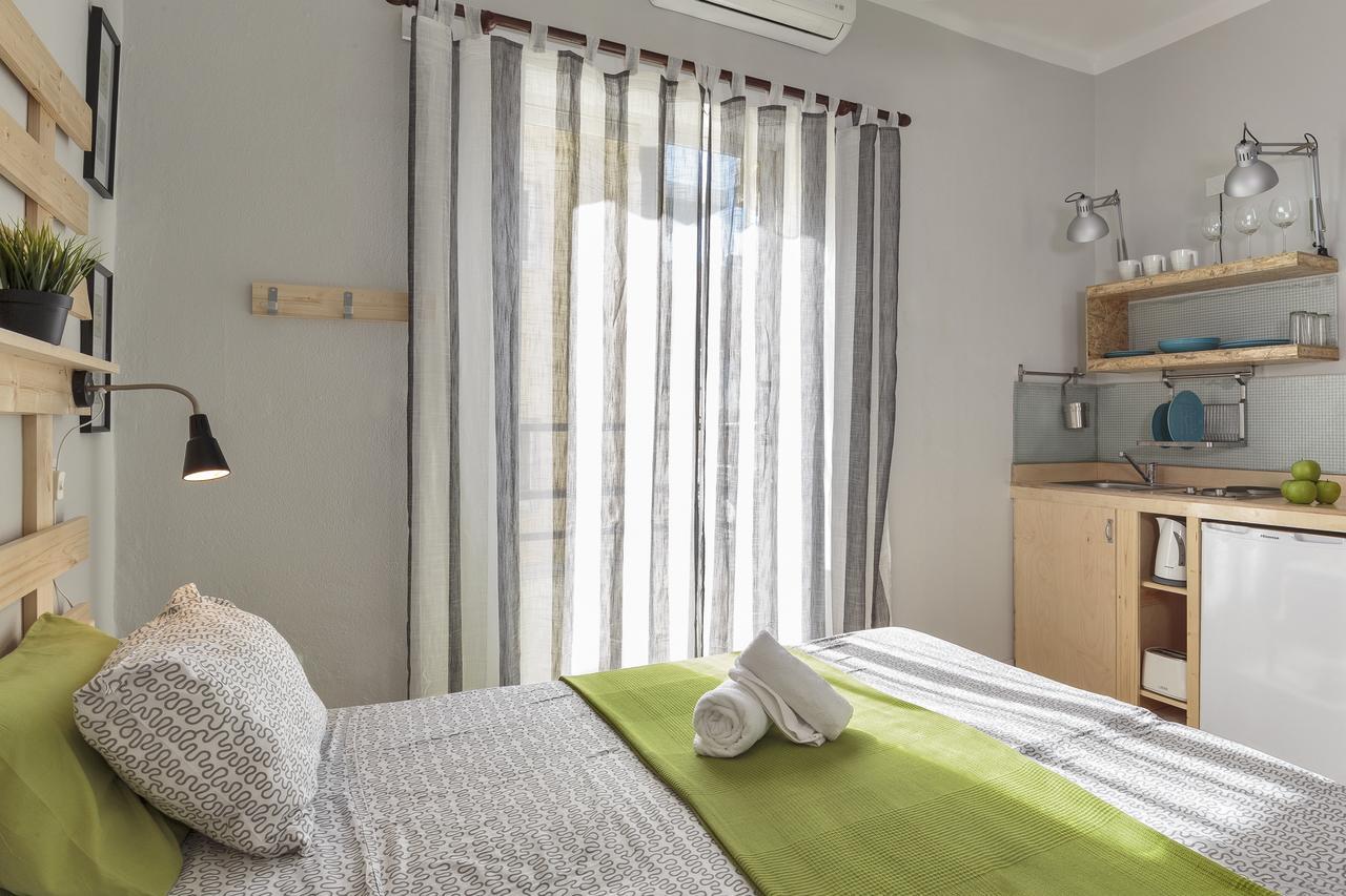 H14 Rooms & Apartments Adults Only Rhodes City Oda fotoğraf